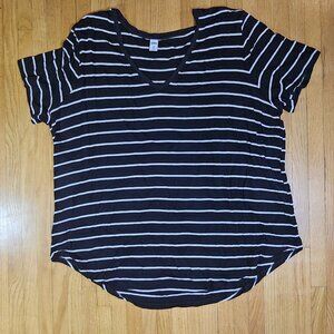 Old Navy Luxe Black and White Striped T Shirt